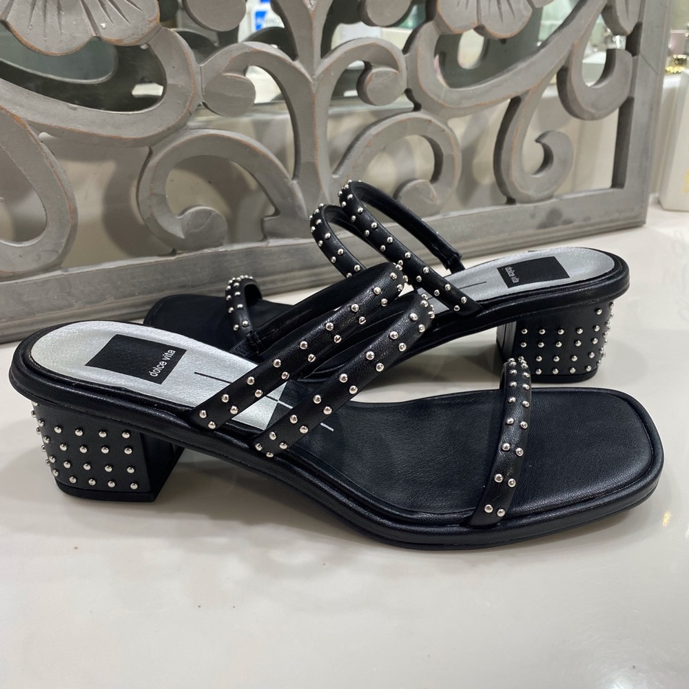 Brand New Size 8.5 Women’s Black Dolce Vita Rye Sandal